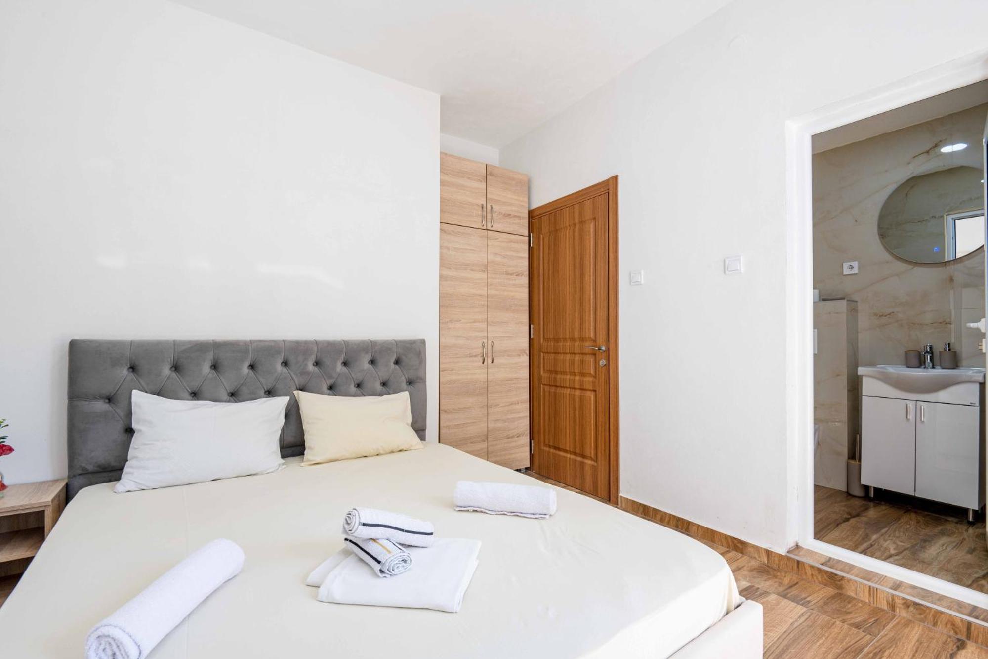 Sumice Inn Petrovac 외부 사진
