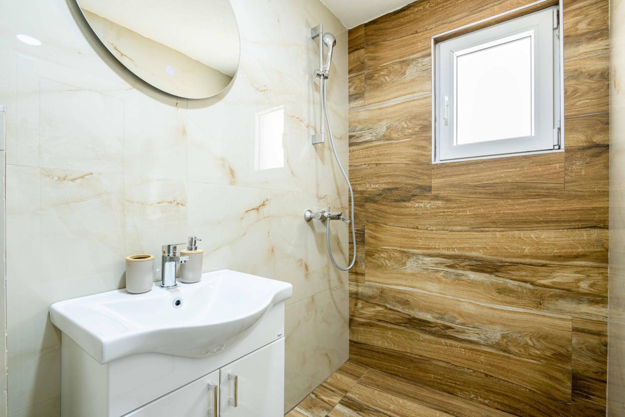 Sumice Inn Petrovac 외부 사진