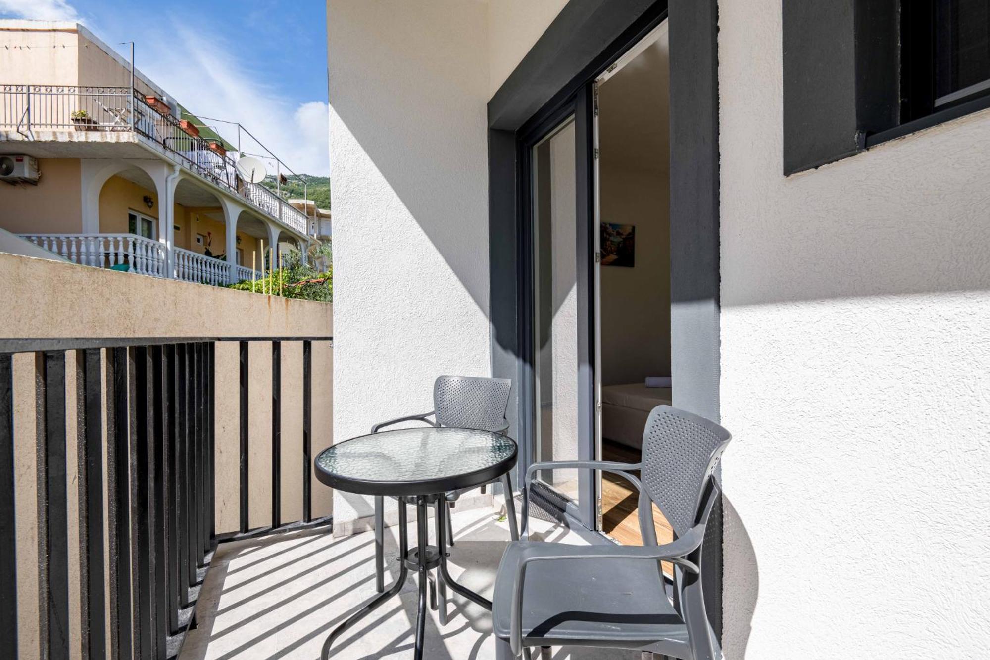 Sumice Inn Petrovac 외부 사진