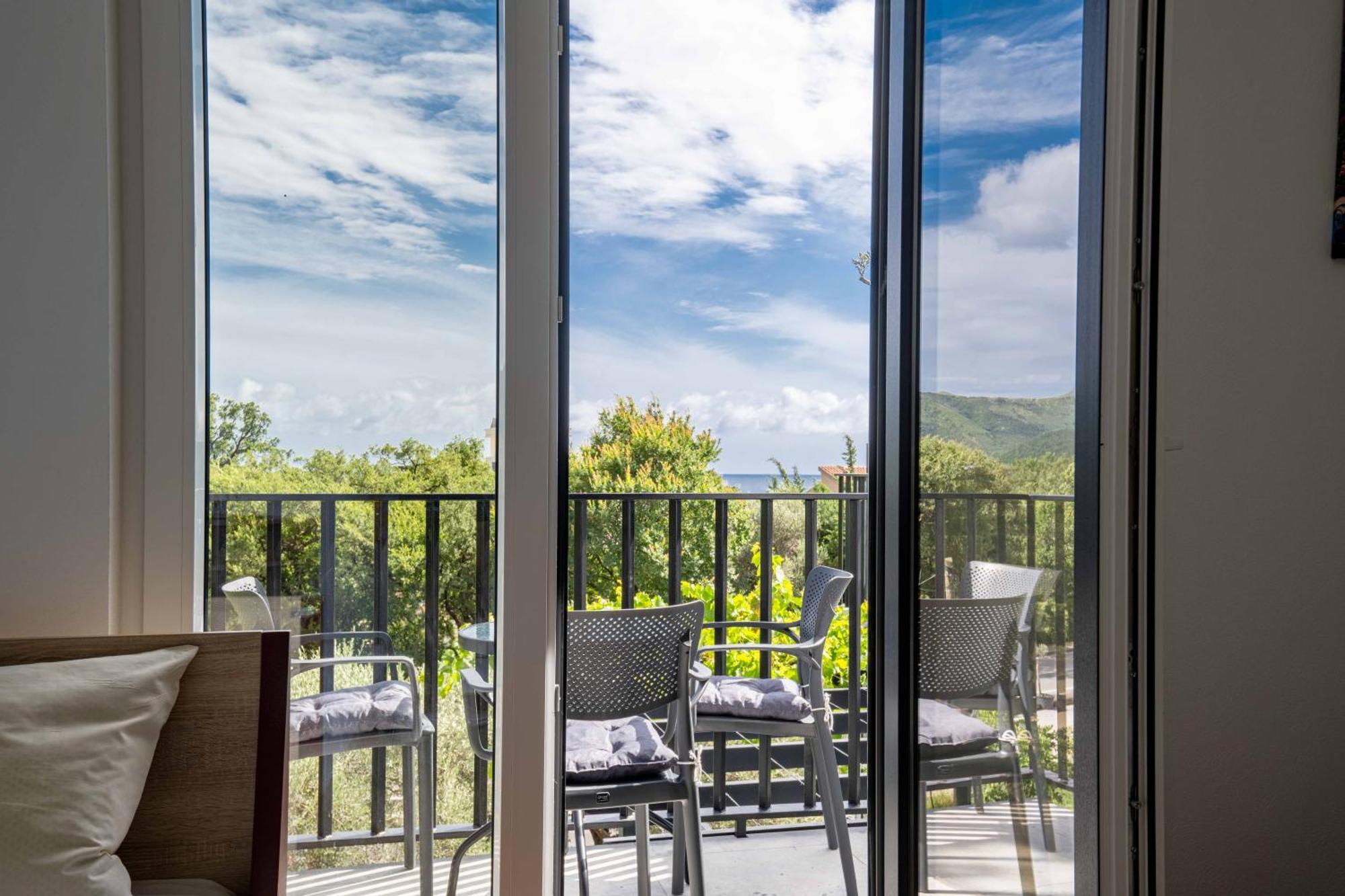 Sumice Inn Petrovac 외부 사진