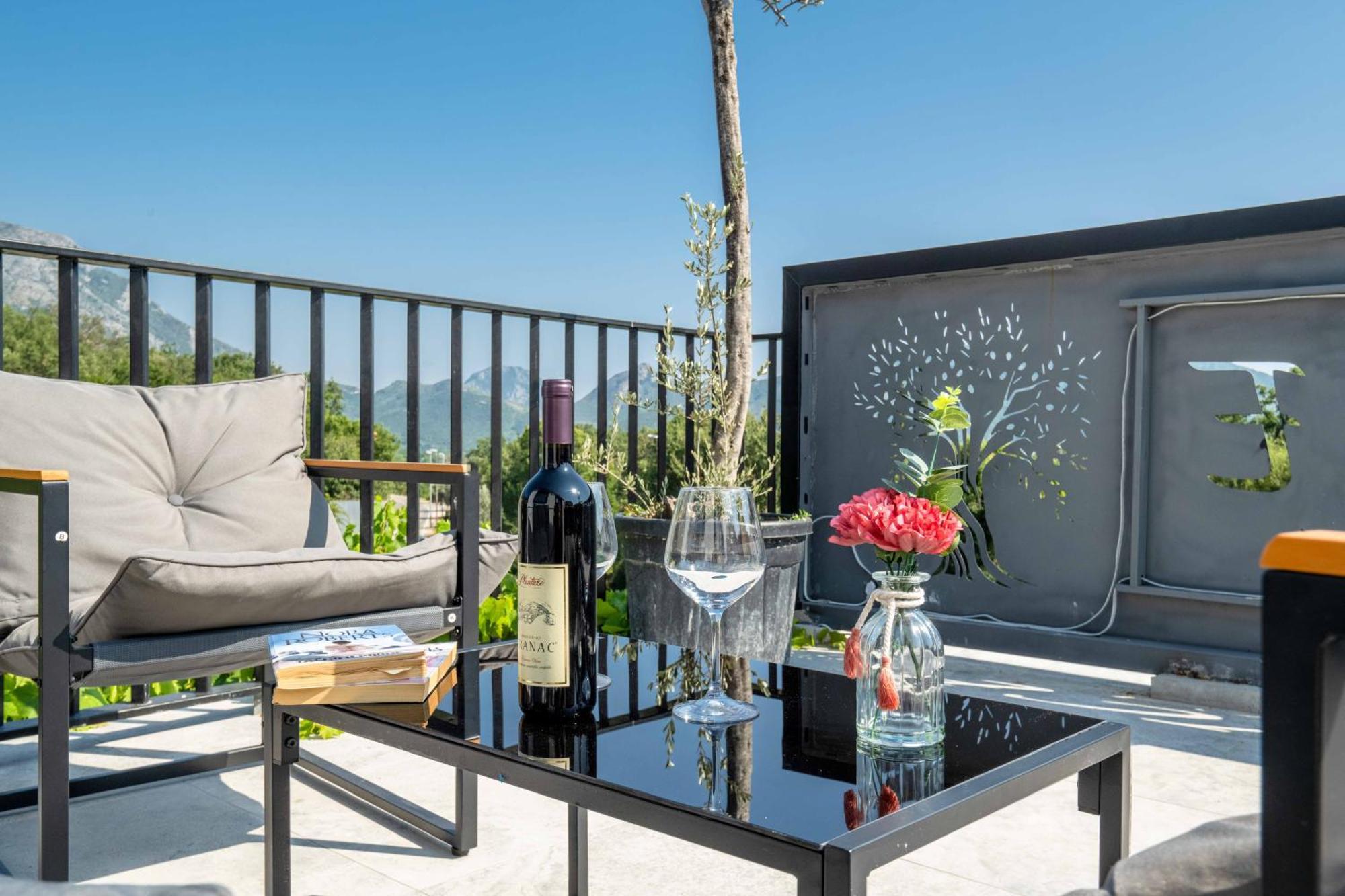 Sumice Inn Petrovac 외부 사진