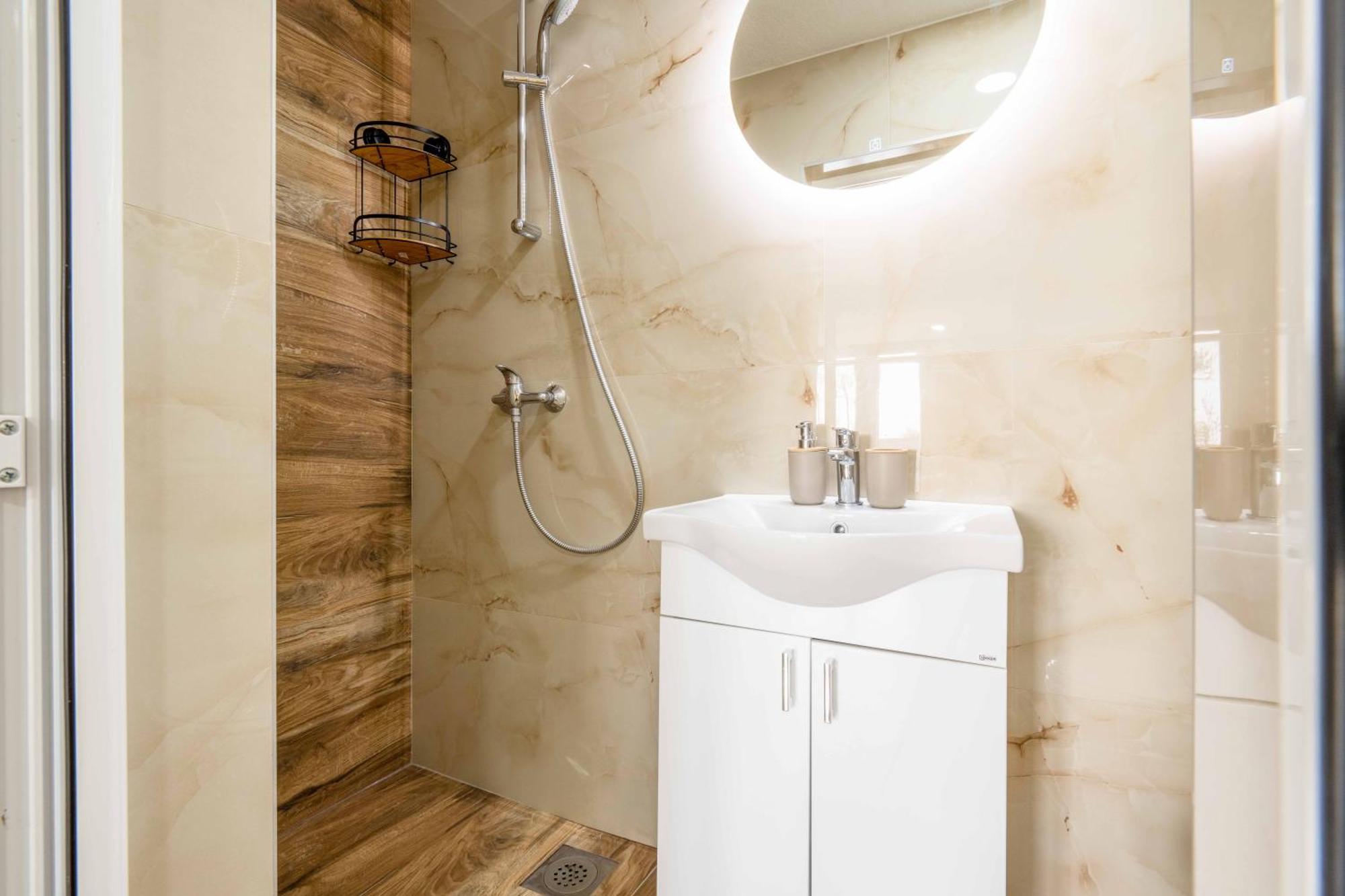 Sumice Inn Petrovac 외부 사진