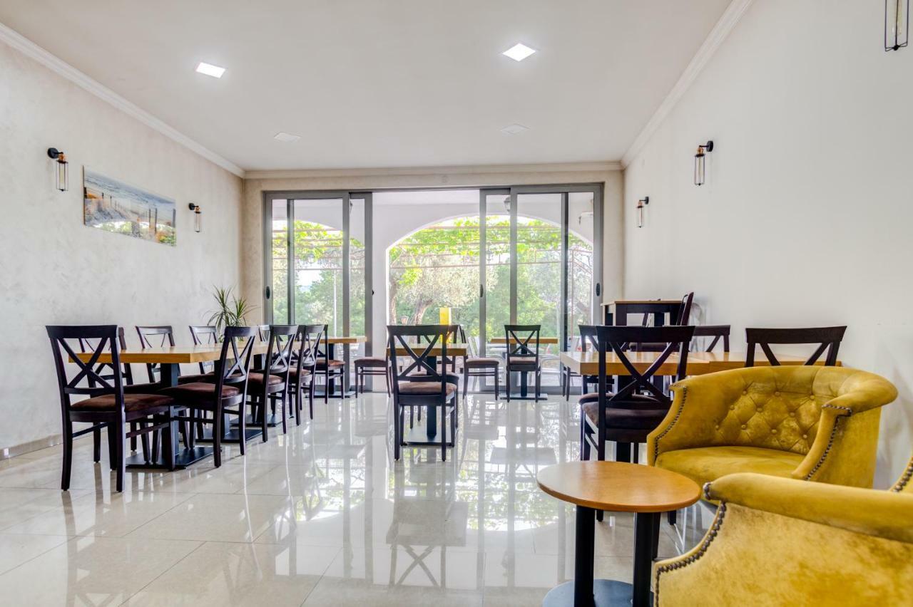 Sumice Inn Petrovac 외부 사진